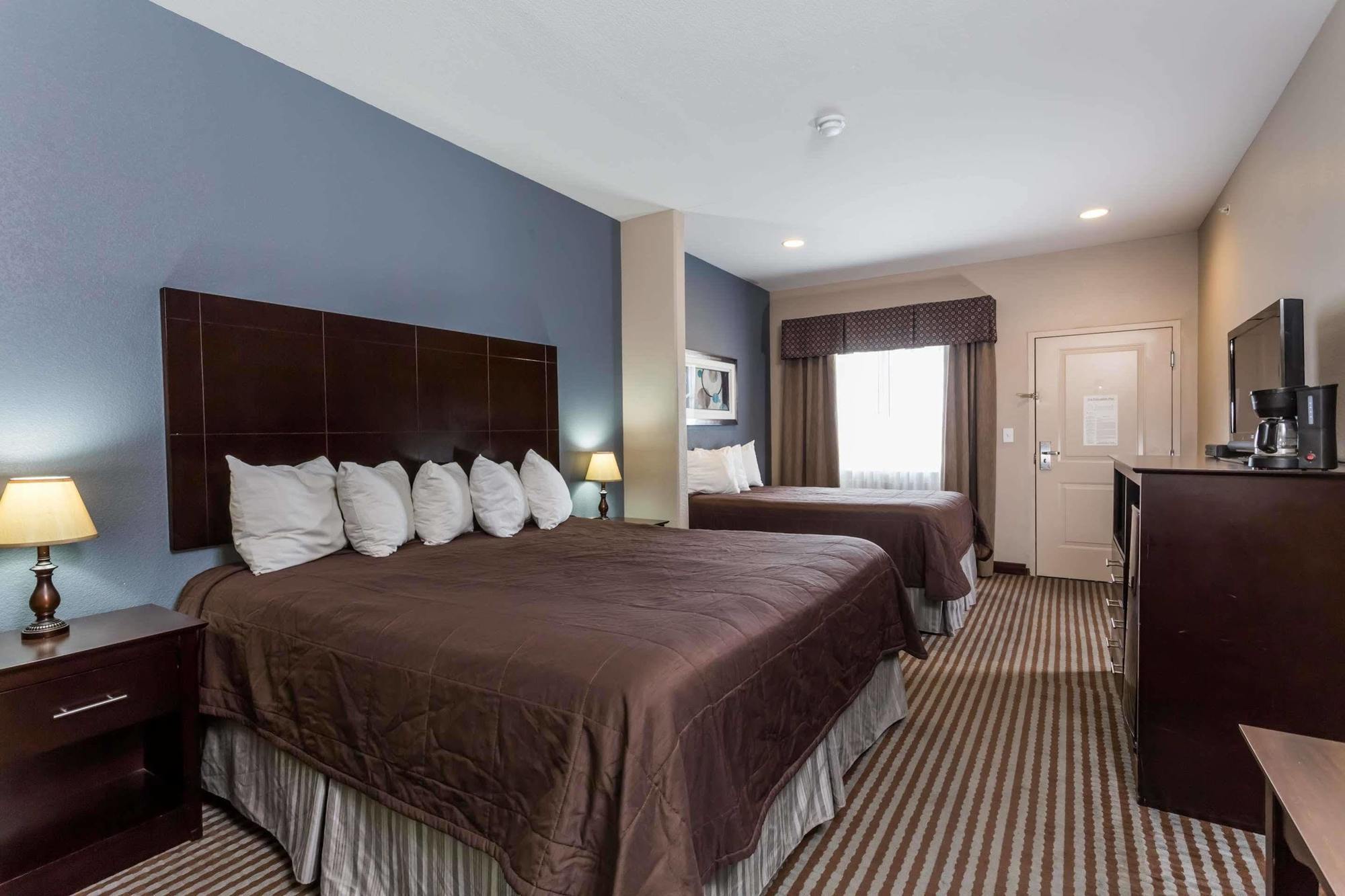 Atria Inn & Suites Three Rivers Zewnętrze zdjęcie