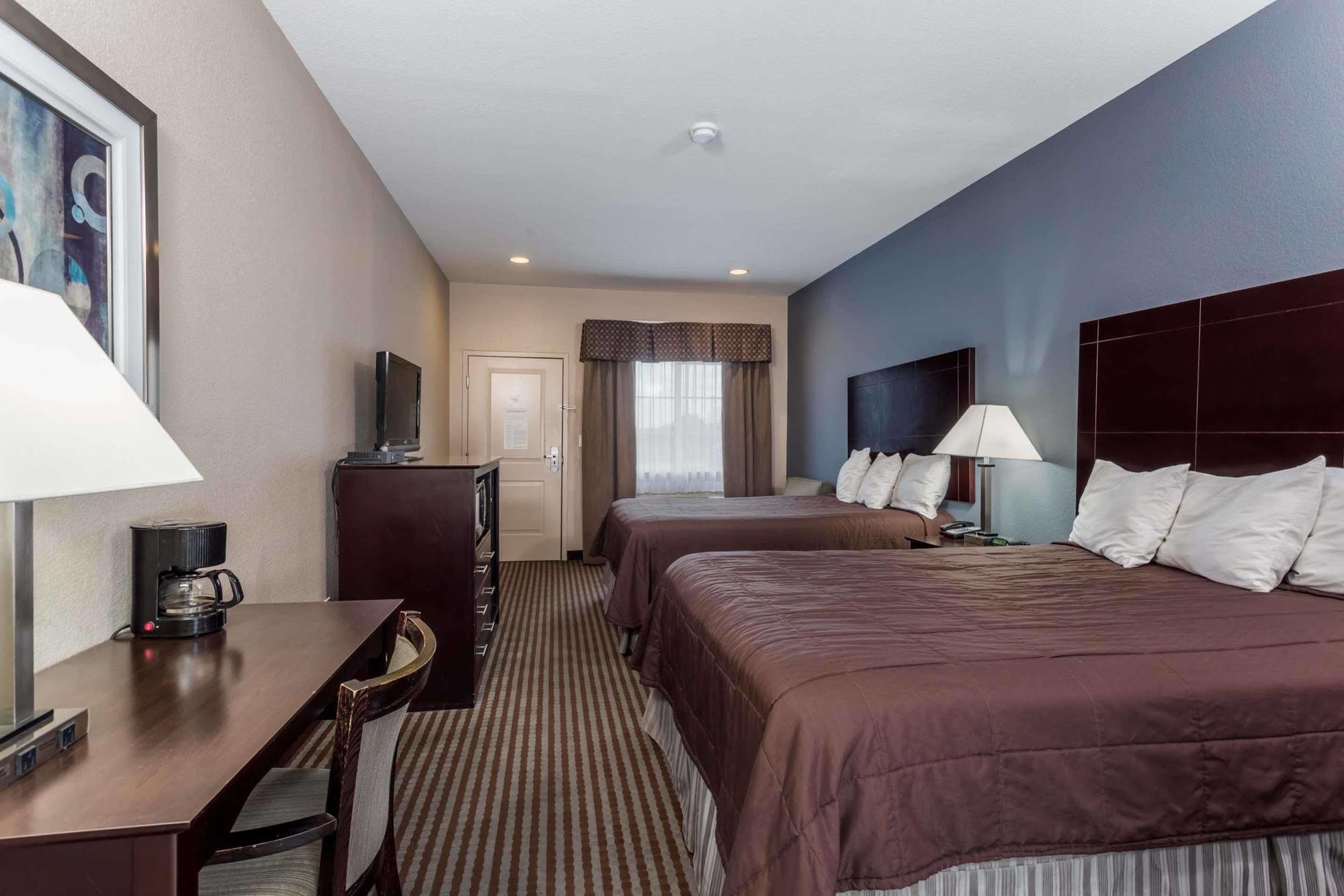 Atria Inn & Suites Three Rivers Zewnętrze zdjęcie
