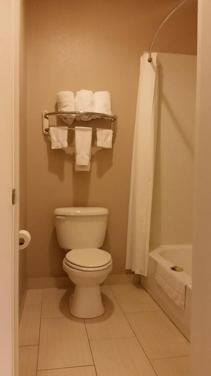 Atria Inn & Suites Three Rivers Pokój zdjęcie
